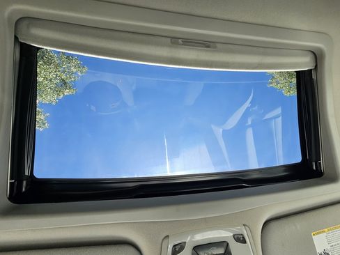 Used 2013 Toyota Sienna XLE AWD/4WD image 25