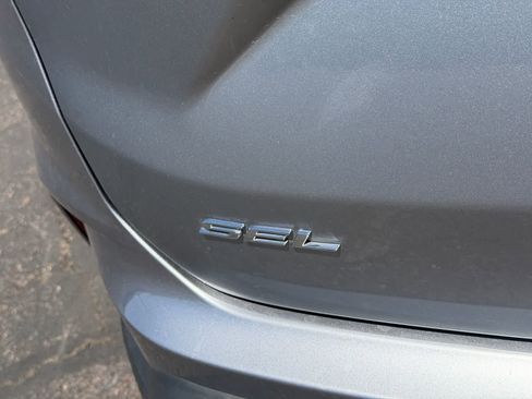 Used 2024 Ford Edge SEL AWD/4WD image 10