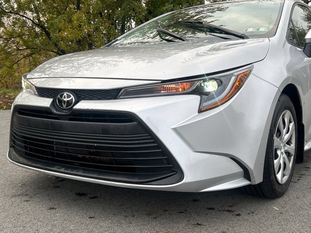 Used 2024 Toyota Corolla LE FWD image 10