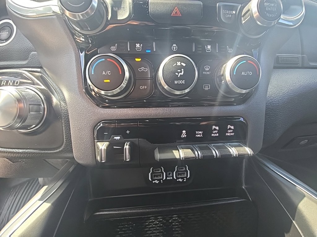 Used 2022 RAM 1500 Laramie w/ Sport Appearance Package AWD/4WD image 30