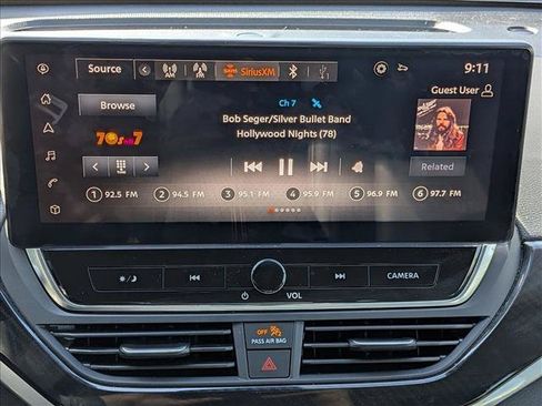 Used 2023 Nissan Altima 2.5 SR w/ SR Premium Package FWD image 13