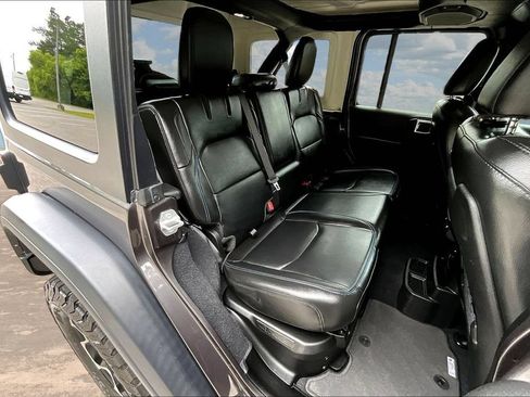Used 2022 Jeep Wrangler Unlimited Rubicon 4xe w/ Steel Bumper Group AWD/4WD image 27