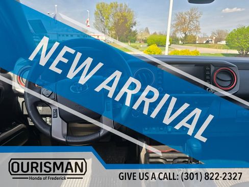 Used 2020 Toyota Tacoma TRD Off-Road w/ TRD Premium Off Road Package image 12