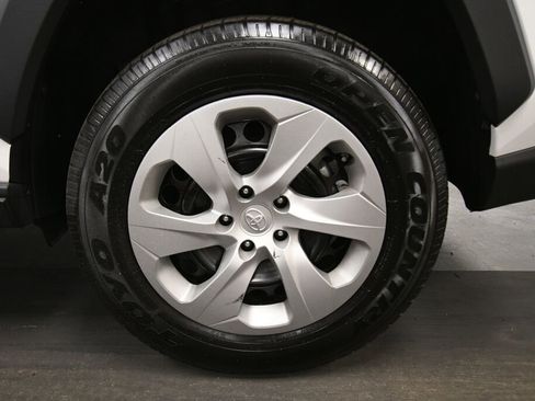 Used 2023 Toyota RAV4 LE image 29