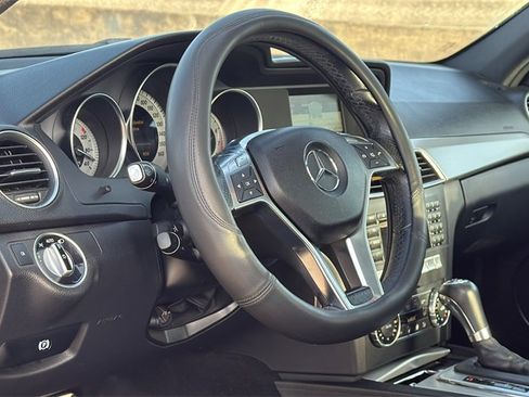 Used 2014 Mercedes-Benz C 300 4MATIC Sedan image 11