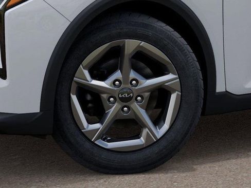 New 2026 Kia K4 LXS image 10