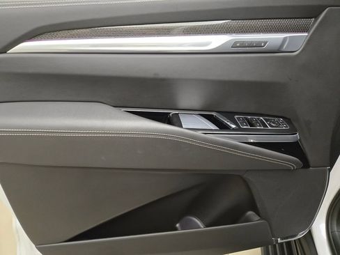 Used 2025 Cadillac Escalade V AWD/4WD image 31