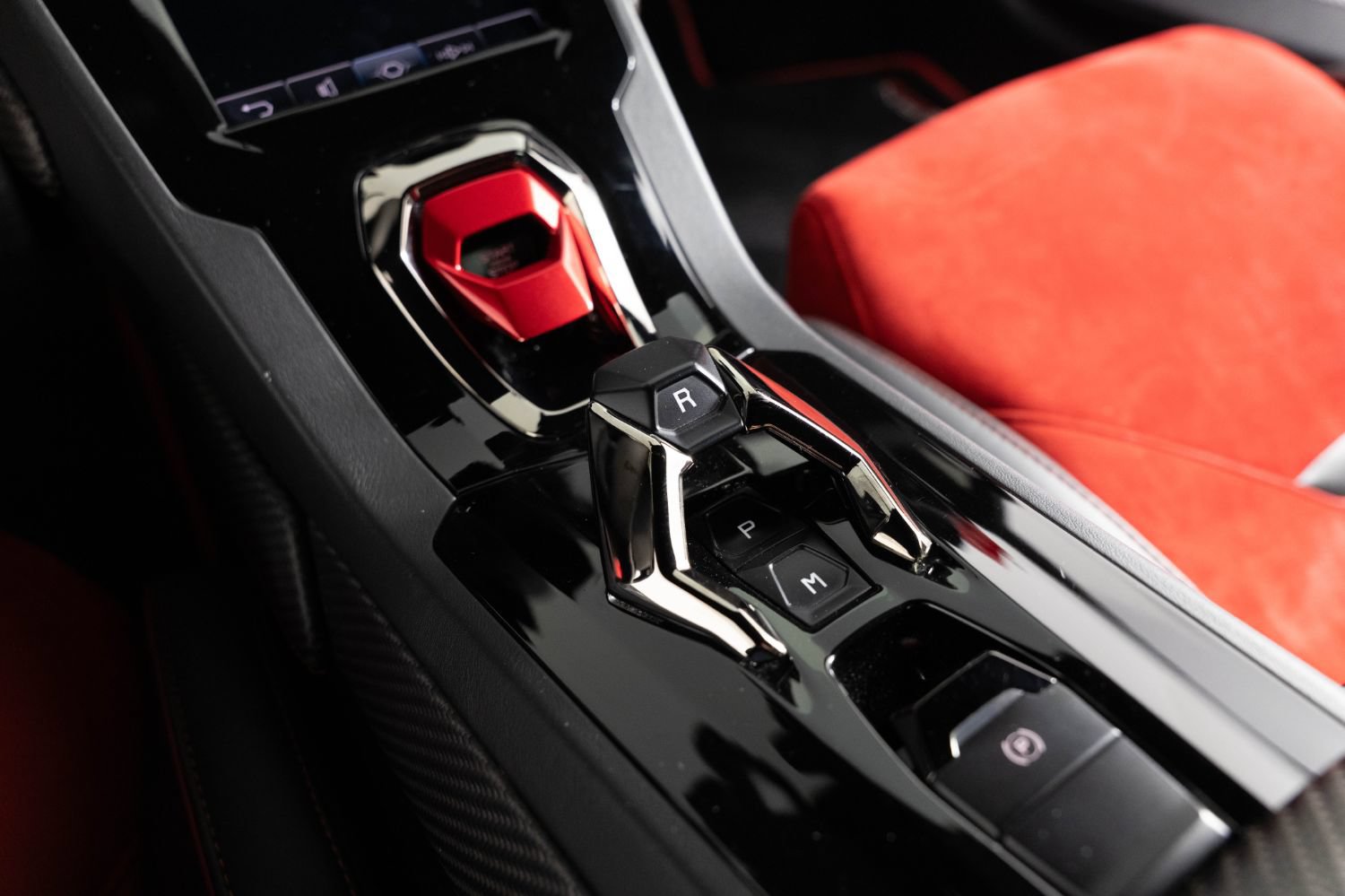 Used 2020 Lamborghini Huracan EVO AWD/4WD image 31
