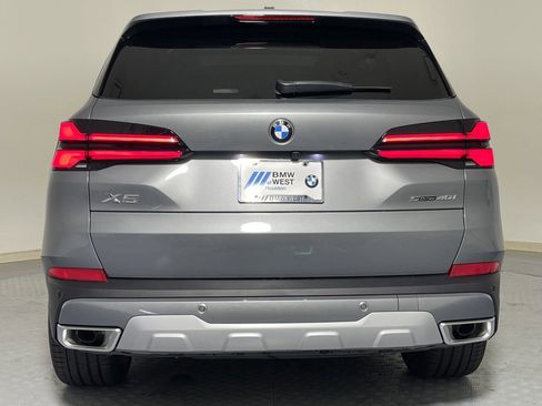 Used 2026 BMW X5 sDrive40i w/ Climate Comfort Package RWD image 10