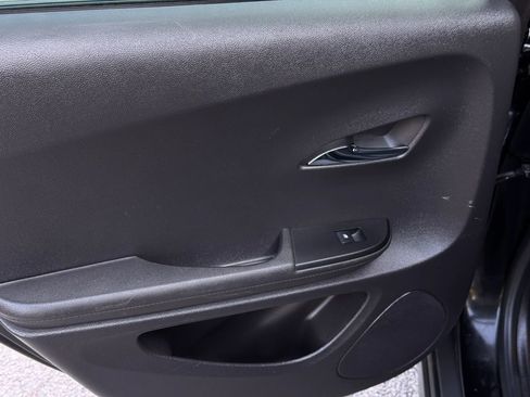 Used 2015 Chevrolet Volt Premium w/ Premium Trim Package FWD image 17
