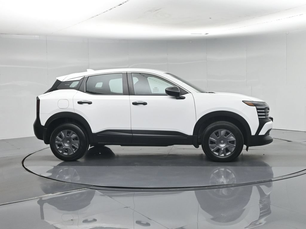 Used 2025 Nissan Kicks S FWD image 24