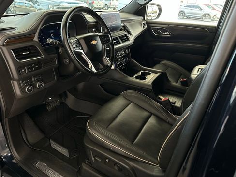 Used 2023 Chevrolet Tahoe Premier AWD/4WD image 11