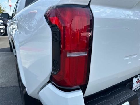 Certified 2026 Toyota Tacoma SR5 RWD image 10