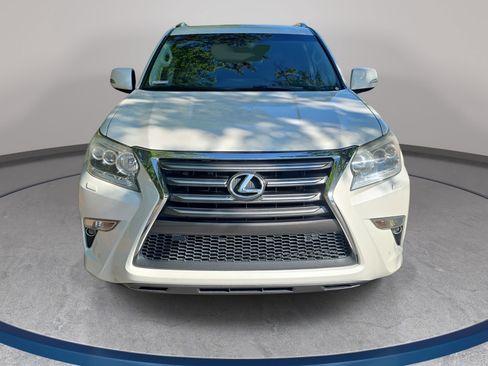 Used 2014 Lexus GX 460 Luxury w/ Preferred Accessory Package AWD/4WD image 2