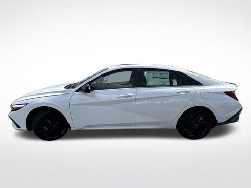 New 2026 Hyundai Elantra SEL Sport Premium FWD image 4