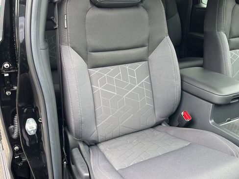 New 2026 Nissan Frontier SV AWD/4WD image 27