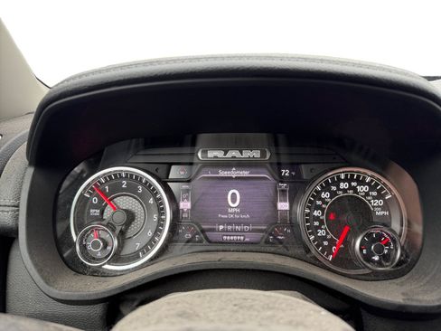 Used 2022 RAM 1500 Laramie AWD/4WD image 12