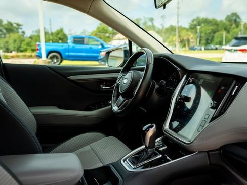 Certified 2025 Subaru Outback Premium AWD/4WD image 20