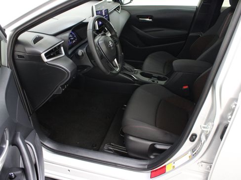 Used 2026 Toyota Corolla SE w/ SE Premium Package FWD image 13