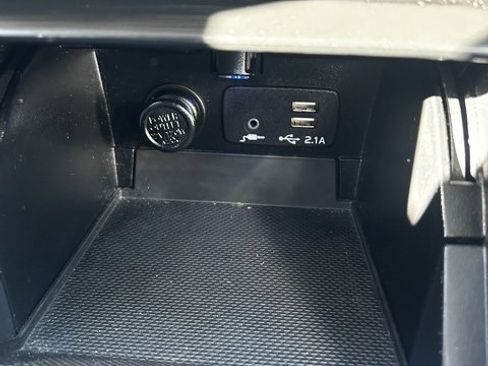 Used 2019 Subaru Legacy 3.6R Limited image 31