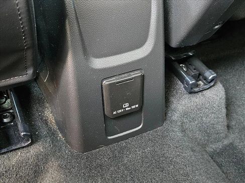 Used 2019 Buick Encore Sport Touring w/ Safety Package image 21