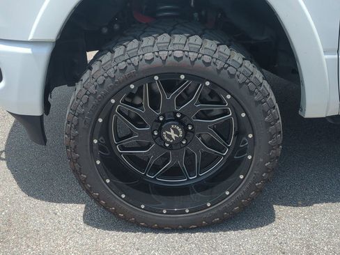 Used 2022 RAM 1500 Limited w/ Body Color Bumper Group AWD/4WD image 12