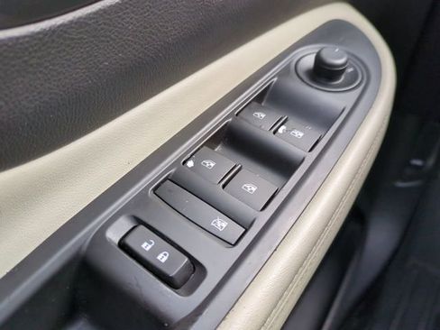 Used 2018 Buick Encore Preferred image 27