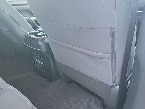 Used 2024 Nissan Titan SV w/ SV Convenience Package RWD image 38