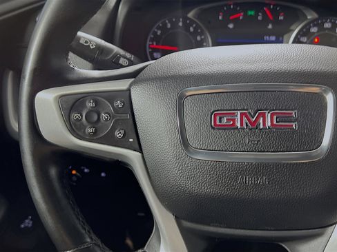 Used 2023 GMC Terrain SLT AWD/4WD image 19