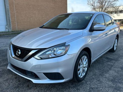 Used 2018 Nissan Sentra SV FWD image 1