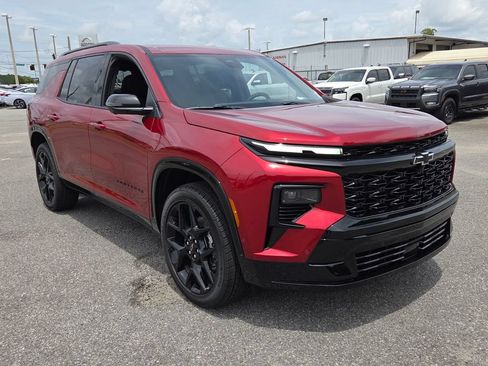 New 2026 Chevrolet Traverse RS w/ LPO, Floor Liner Package FWD image 15