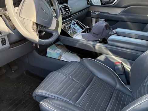 Used 2019 Lincoln Navigator Black Label w/ Cargo Package image 2