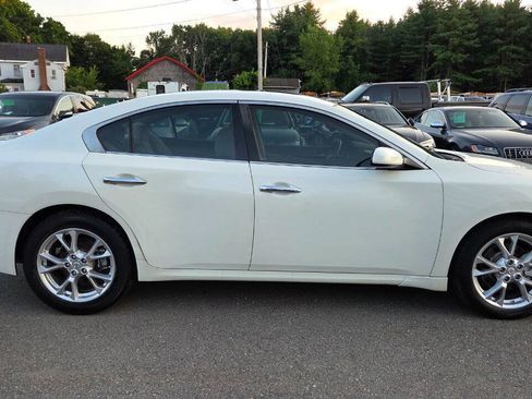 Used 2014 Nissan Maxima 3.5 S FWD image 17