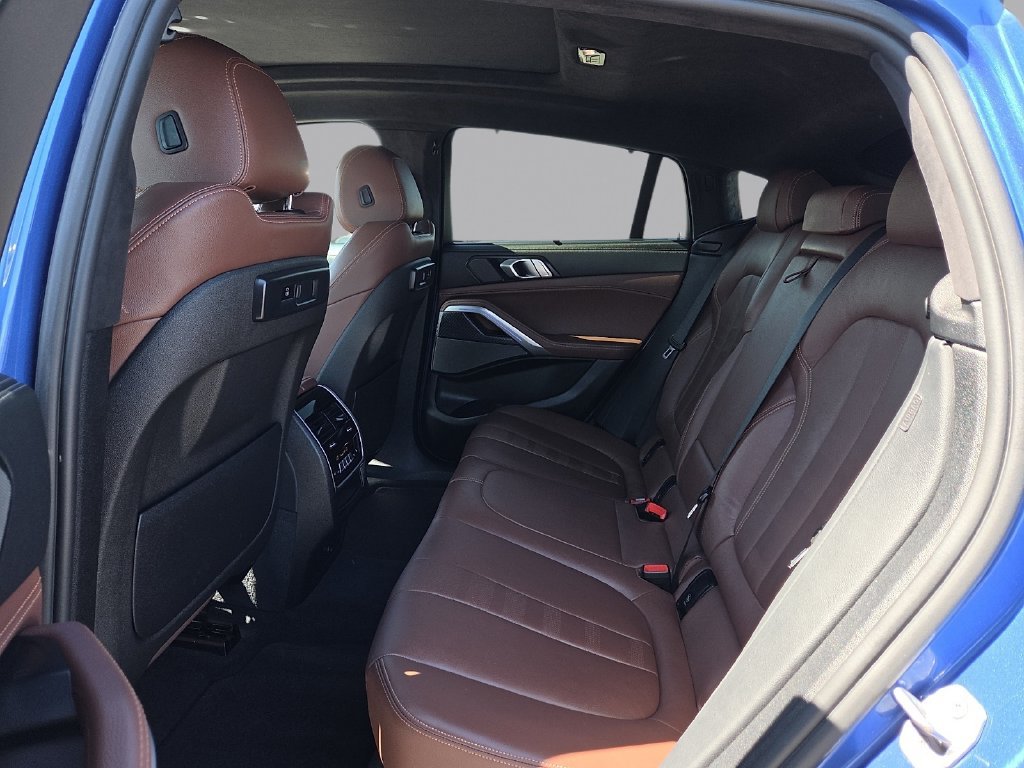 Used 2020 BMW X6 sDrive40i w/ Executive Package RWD image 11