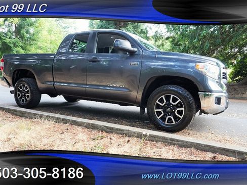 Used 2015 Toyota Tundra SR5 w/ TRD Off Road Package AWD/4WD image 7