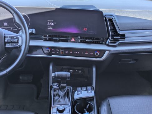 Certified 2025 Kia Sportage SX FWD image 17