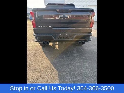 Used 2024 Chevrolet Silverado 1500 LT Trail Boss w/ LT Trail Boss Premium Package AWD/4WD image 7