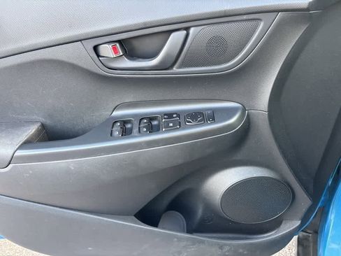 Used 2018 Hyundai Kona SEL image 9