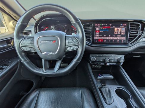 Used 2024 Dodge Durango GT AWD/4WD image 17