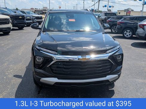 New 2026 Chevrolet TrailBlazer LT w/ Driver Confidence Package FWD image 2