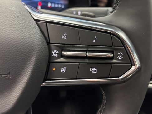 New 2026 Chevrolet Equinox LT w/ Convenience Package II image 38