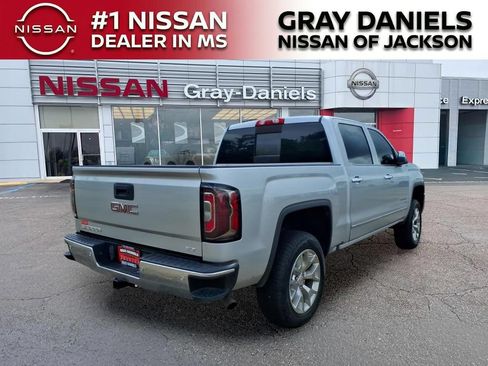 Used 2018 GMC Sierra 1500 SLT AWD/4WD image 7