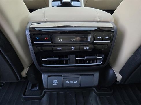 Used 2025 Acura MDX Technology Package image 16