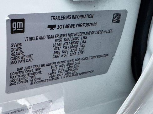 Used 2024 GMC Sierra 3500 Denali image 29