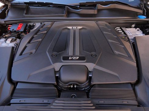 New 2025 Bentley Bentayga AWD/4WD image 25
