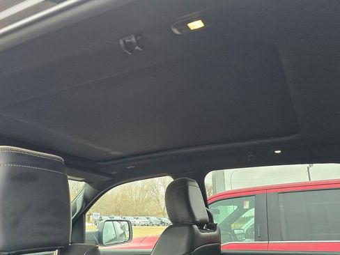 Used 2021 RAM 1500 Laramie w/ Sport Appearance Package AWD/4WD image 11