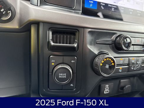 Used 2025 Ford F150 XL image 23