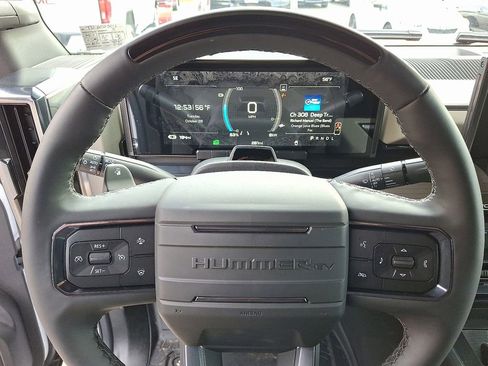 New 2026 GMC Hummer EV SUV AWD/4WD image 13