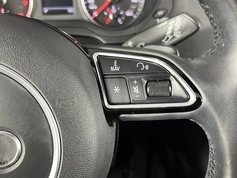 Used 2018 Audi Q3 2.0T Premium Plus w/ Premium Plus Package AWD/4WD image 17