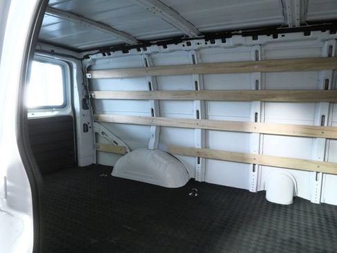 Used 2025 Chevrolet Express 2500 w/ Driver Convenience Package RWD image 12